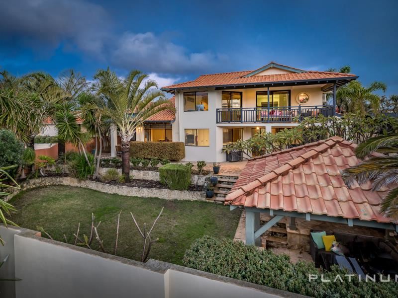 2 Henbury Court, Connolly