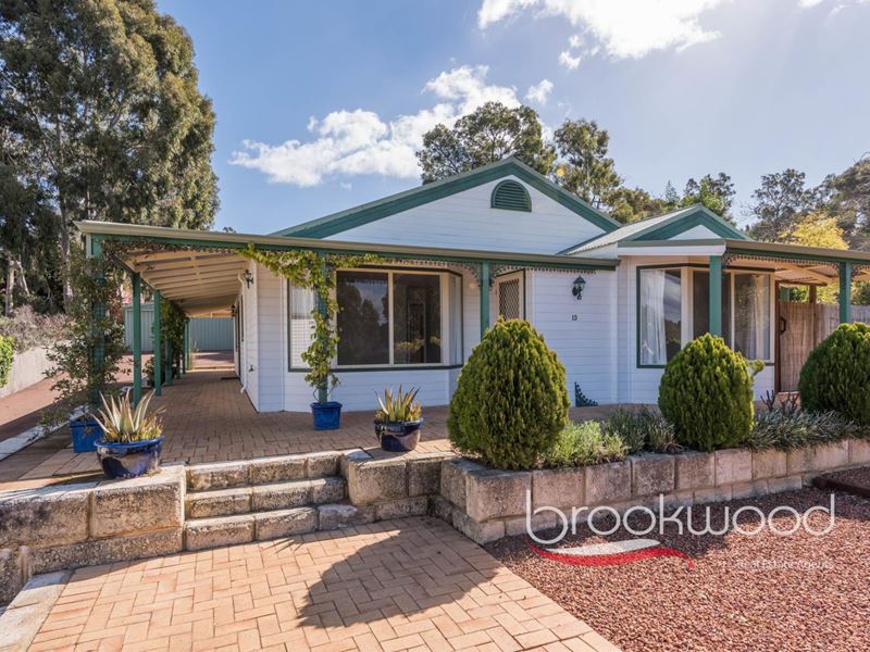 13 Evans Street, Mount Helena