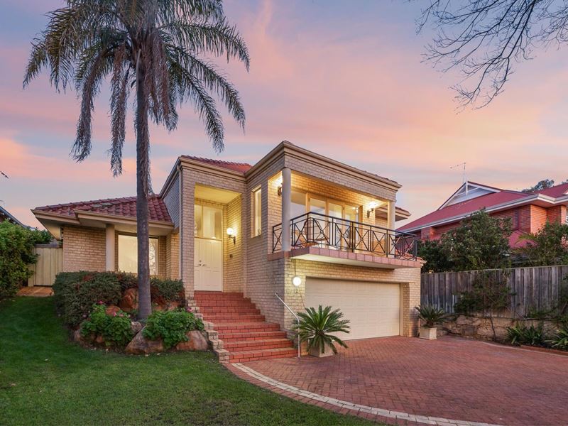 12 Bromilow Green, Mount Claremont WA 6010