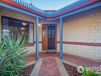 42 Lombe Gardens, Atwell WA 6164