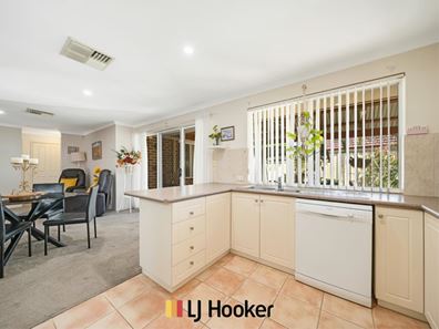 7/1 Brendale Place, Landsdale WA 6065