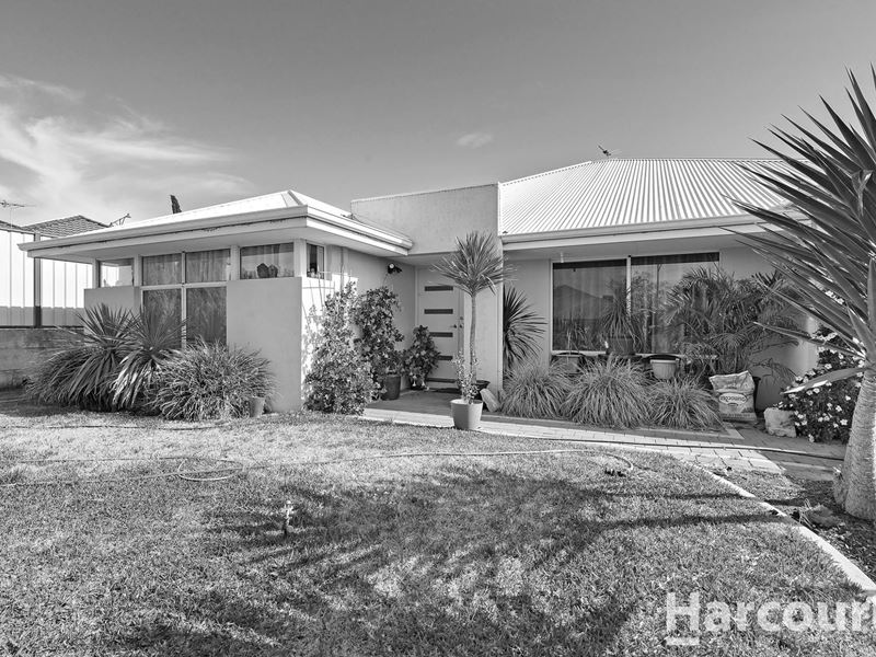 3 Eldorado Loop, Meadow Springs