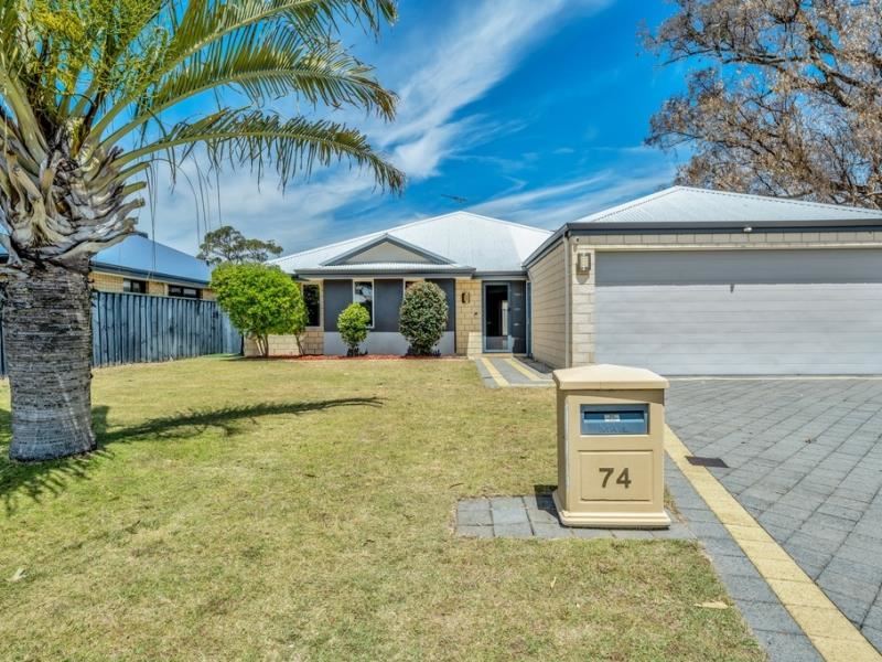 74 Chatsworth Drive, Erskine