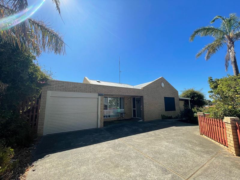 12B Coote Place, Usher