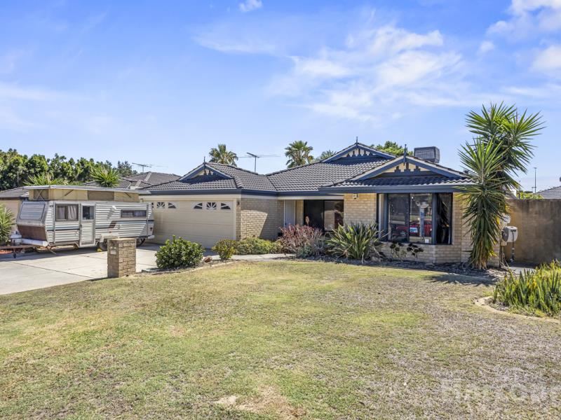 51 St Stephens Crescent, Tapping WA 6065