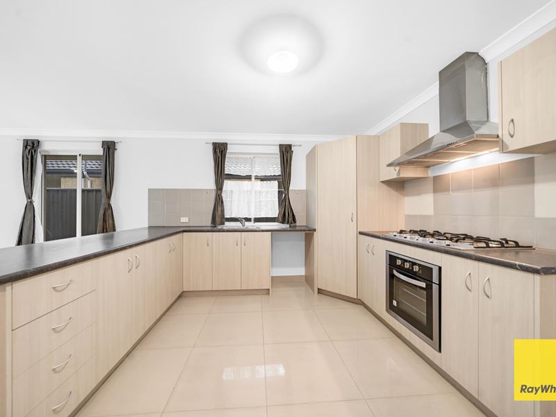 174 Grandis Boulevard, Banksia Grove
