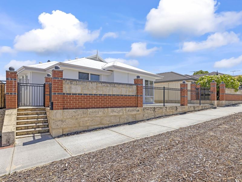 31 Gnangara Road, Madeley