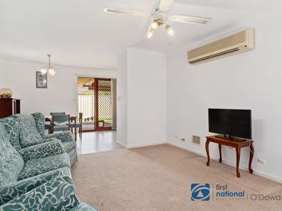 10/16 Leiden Place, Forrestfield WA 6058