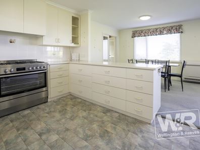 6 Wittenoom Street, Middleton Beach WA 6330