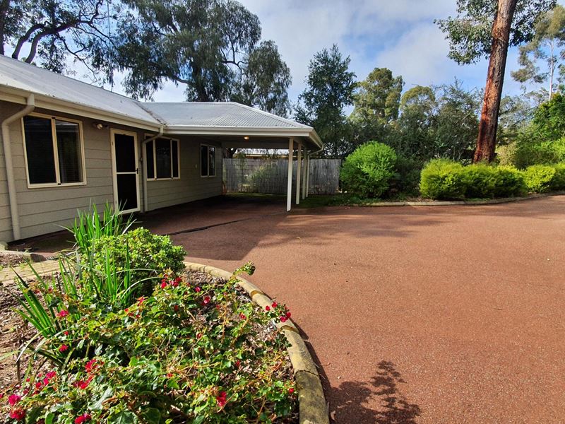 13a Draper Road, Mahogany Creek WA 6072