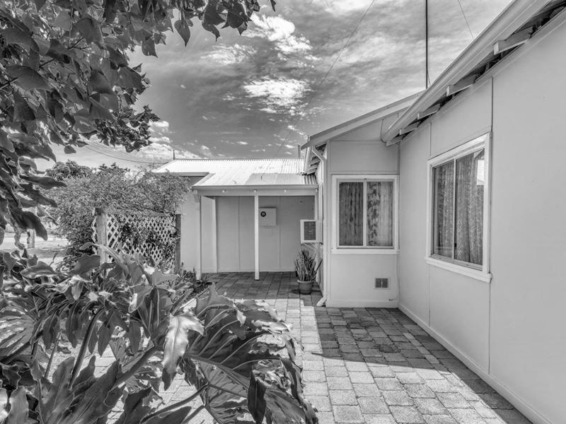 10 Lanyon Street, Mandurah