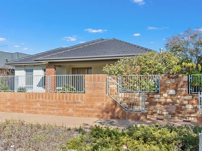 6 Putley Road, The Vines WA 6069