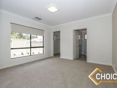 4/14 Brooks Street, Kalamunda WA 6076