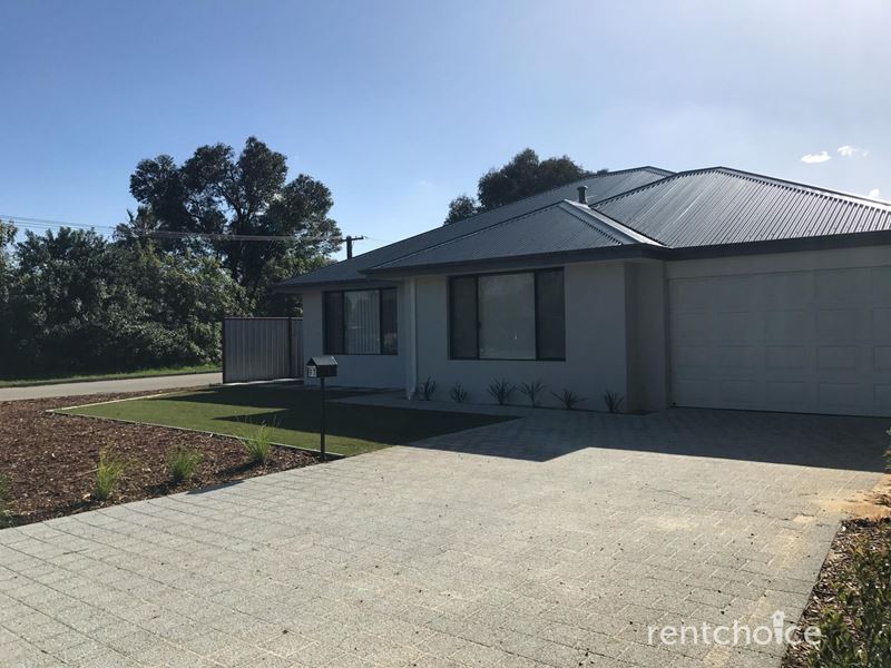 97 Strawberry Drive, Seville Grove WA 6112