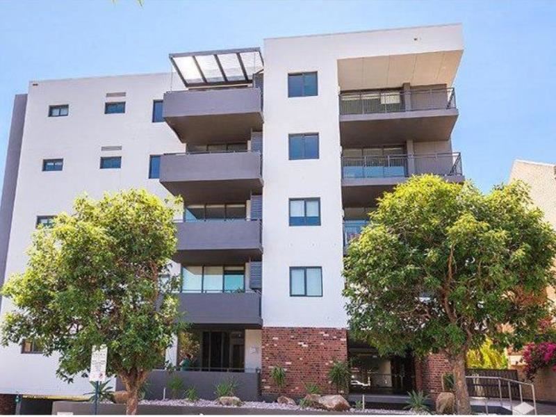 4/36 Bronte Street, East Perth WA 6004