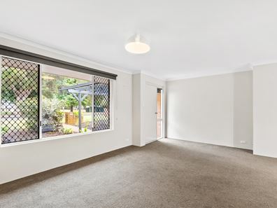 1/97 Anzac Terrace, Bassendean WA 6054