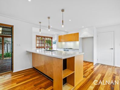 33A Central Avenue, Beaconsfield WA 6162