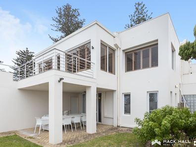 15 Salvado Street, Cottesloe WA 6011