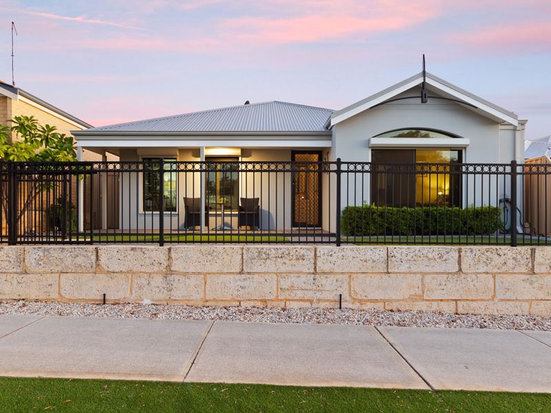 16 Strabane Green, Ridgewood