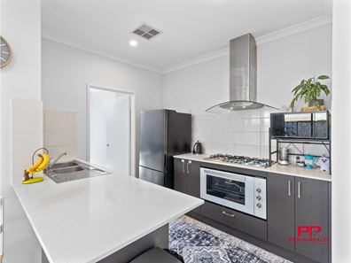 68 Sussex Road, Forrestfield WA 6058