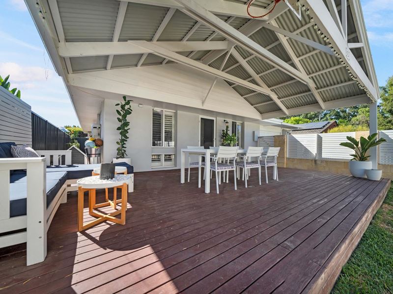 14 Harrowshill Road, Morley