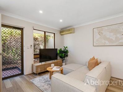 3/228 West Coast Highway, Scarborough WA 6019