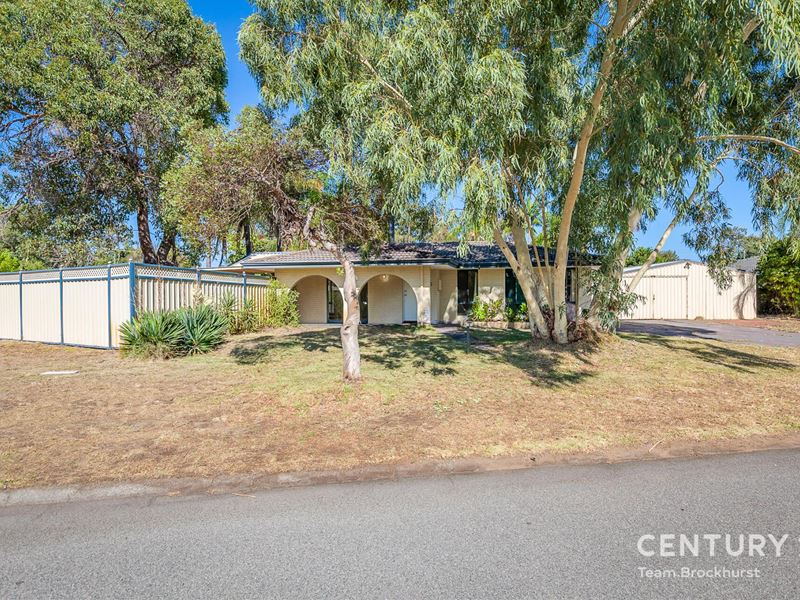 6 Yulan Court, Huntingdale WA 6110