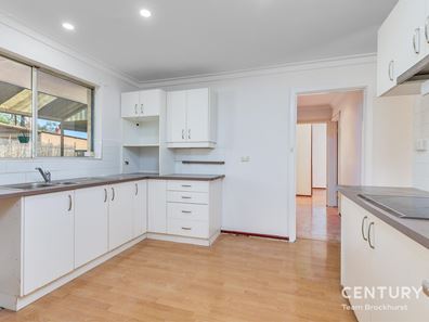 6 Yulan Court, Huntingdale WA 6110