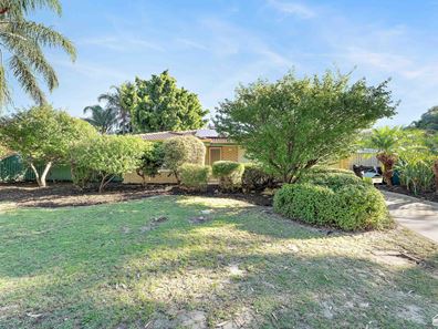98 Challis Road, Seville Grove WA 6112