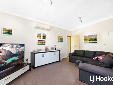 13 Wiggins Road, Orelia WA 6167