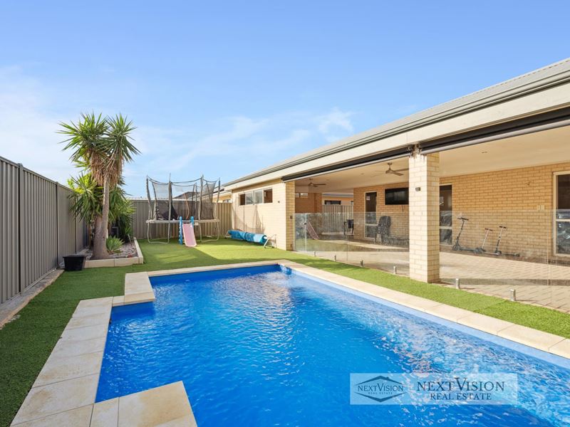 10 Lawrence Way, Byford