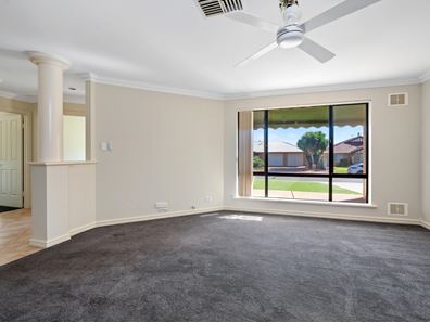 24 Longmore Parade, Broadwood WA 6430