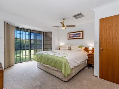 14 Broadhurst Crescent, Bateman WA 6150
