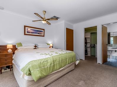 14 Broadhurst Crescent, Bateman WA 6150