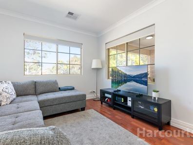 21/2 Plaistow Street, Joondalup WA 6027