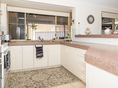 2B Sanchez Court, Cervantes WA 6511