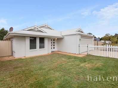 17 Burkett Terrace, Bertram WA 6167