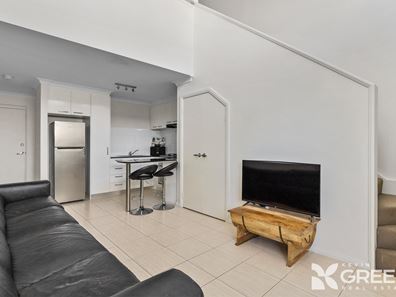 35 Boundary Road, Dudley Park WA 6210