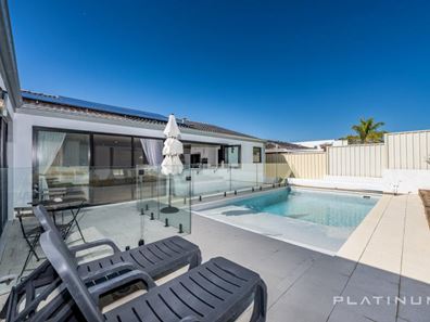 27 Macedon Place, Craigie WA 6025
