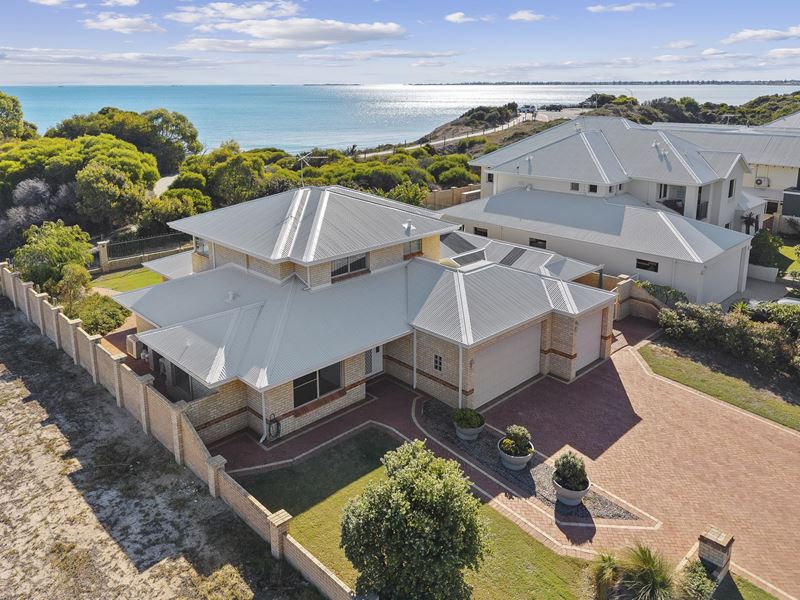 8 Cardiff Place, Warnbro WA 6169