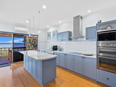 6 Acacia Close, Bouvard WA 6211