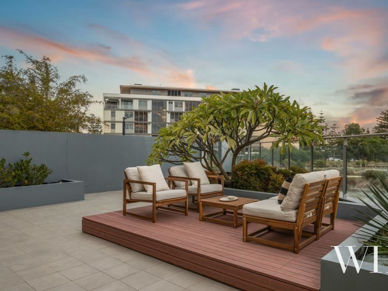 3/20 Enderby Close, North Coogee WA 6163