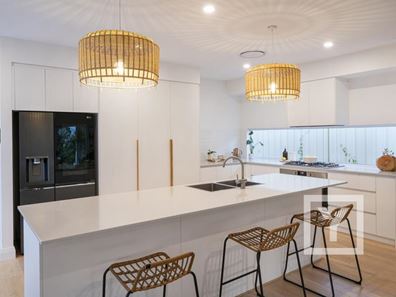 4 Ardfin Street, Dunsborough WA 6281