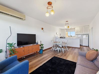 17/2 Angwin Street, East Fremantle WA 6158