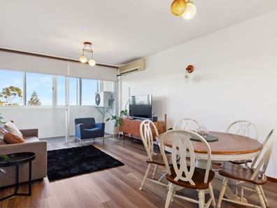 17/2 Angwin Street, East Fremantle WA 6158