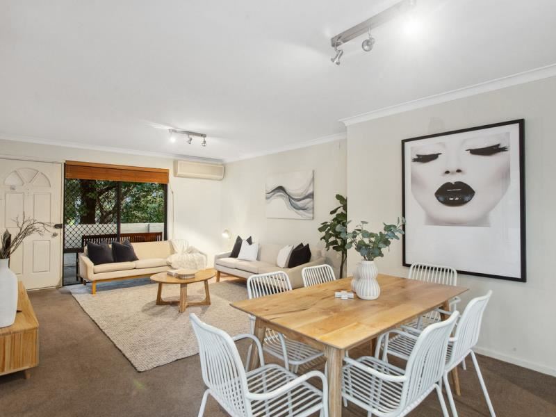 21/2 Wylie Place, Leederville
