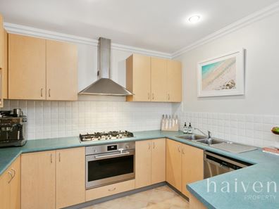 77 Sackville Terrace, Scarborough WA 6019