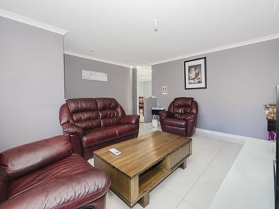 16 Mammoth Court, Ballajura WA 6066