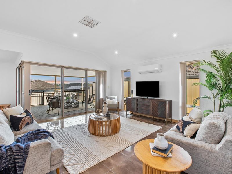 4 Homestead Drive, Clarkson WA 6030