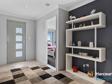 94 Sapphire Chase, Wellard WA 6170